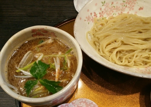 「鶏と貝のつけ麺　850円」@チラナイサクラの写真
