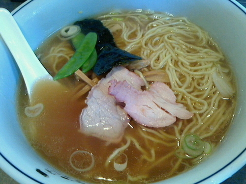 「支那そば、大盛り」@支那そば めでた屋の写真