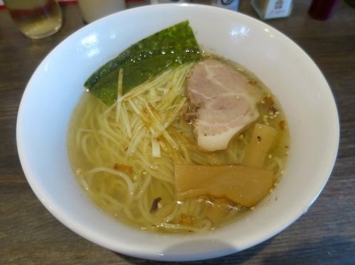 「天地返し麺 ６８０円 ※しお味」@六紋銭エッセンスの写真
