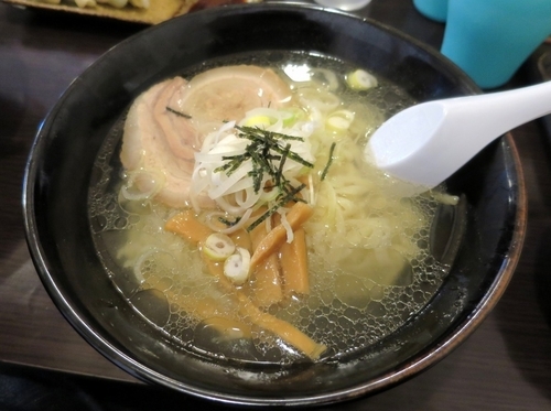 「塩らーめん ６３０円」@手打ちらーめん はやぶさの写真