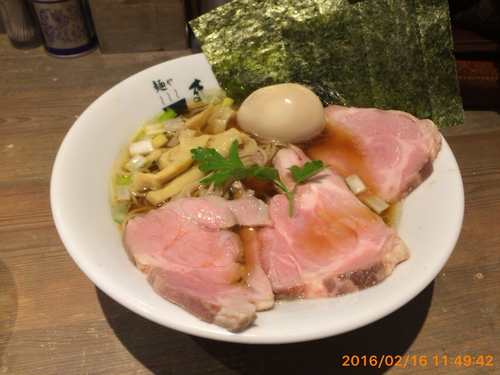 「特製」@麺やまつ本の写真