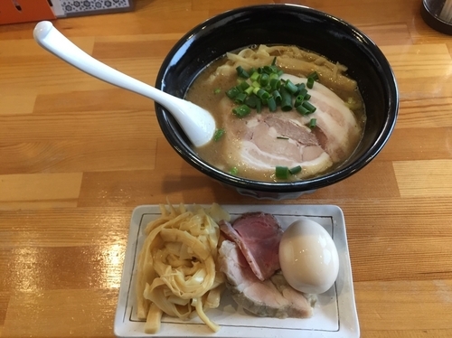 「濃い！すいよう日スペシャル ＋ 全のせ 800＋250円」@麺堂HOMEの写真