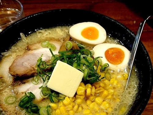 「味噌バターコーンらーめん」@北の大地 三田店の写真