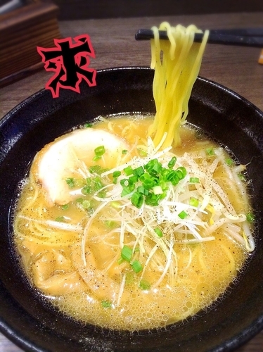 「らーめん¥500」@麺屋 求の写真