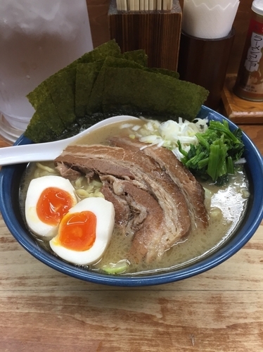 「角煮ラーメン」@無邪気 自由が丘南口店の写真