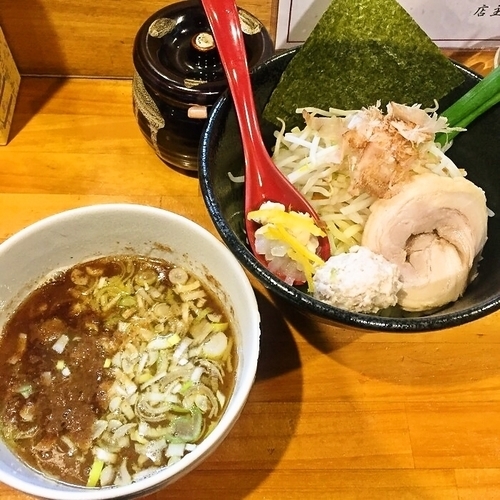 醤油炊きしろぼしつけ麺