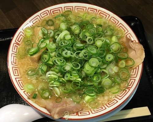 「山盛り九条ネギ濃厚らぁめん 800円」@めんや 風来房の写真