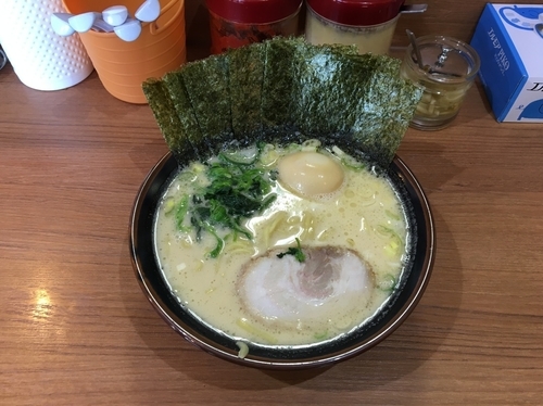 「醤油のり玉ラーメン 780円」@金沢家の写真