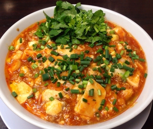 「【ナイトゲリラー】　汁・マーボ　780円」@丸直の写真