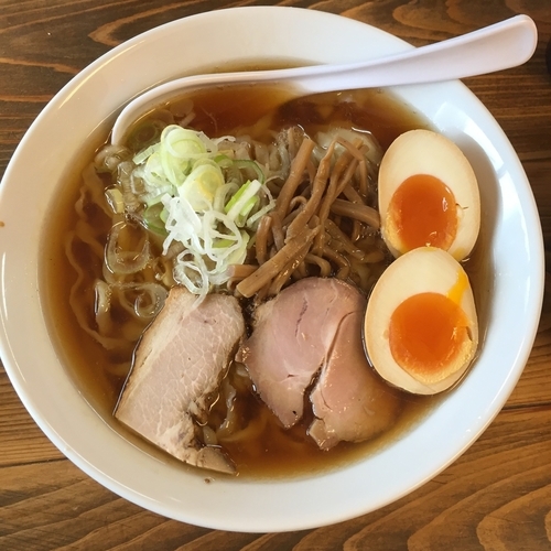 「醤油味玉」@くじら食堂の写真