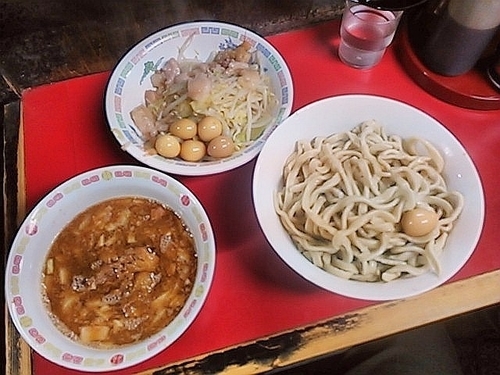 「たま小つけ麺＋うずら」@蓮爾 登戸店の写真