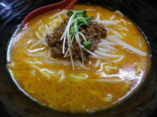 「白ごま担々麺」@白湯麺屋 武蔵小杉店の写真