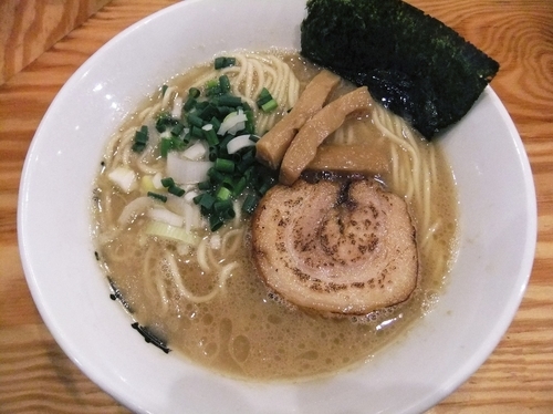 「らーめん（680円）」@富士らーめんの写真