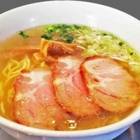塩らーめん（中太麺）730円