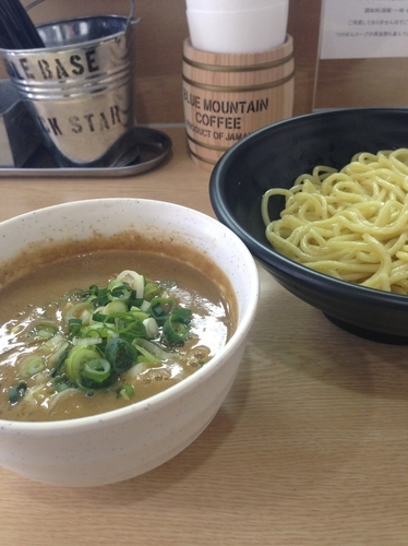 「つけめん 並 800円」@NOODLE BASE  TRICK☆STARの写真