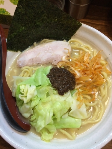 「熟成練り醤油ラーメン」@『   』（無銘）の写真