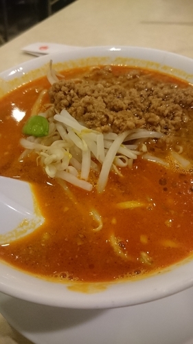 「カレー担々麺1000円」@赤坂飯店 パレスサイドビル店の写真