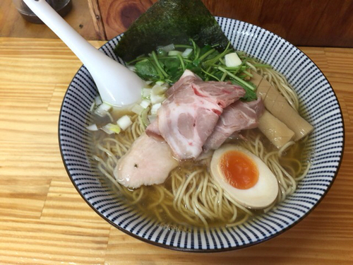 「塩煮干そば」@中華そば よしかわの写真