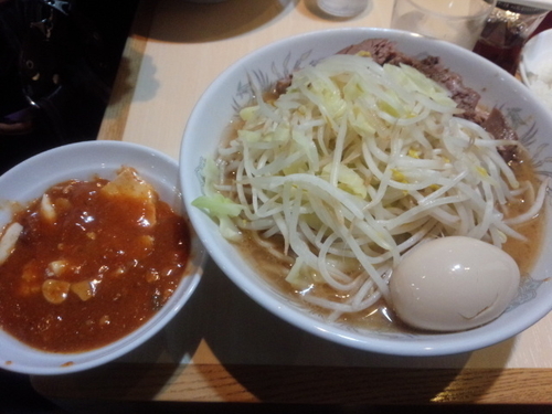 「フュージョン（８００円）＋味玉（１００円）ほか」@蒙麺 火の豚の写真