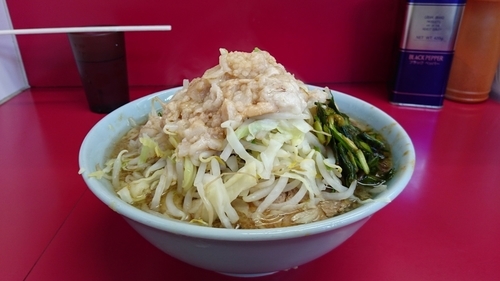 「小ラーメン（￥690）+ピリ辛にらだれ（￥50）」@ラーメン二郎 中山駅前店の写真