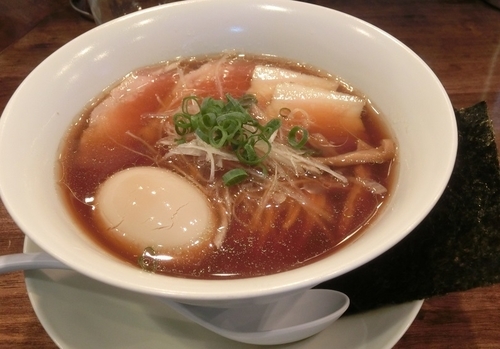 「特製醤油拉麺」@創作麺工房 鳴龍の写真