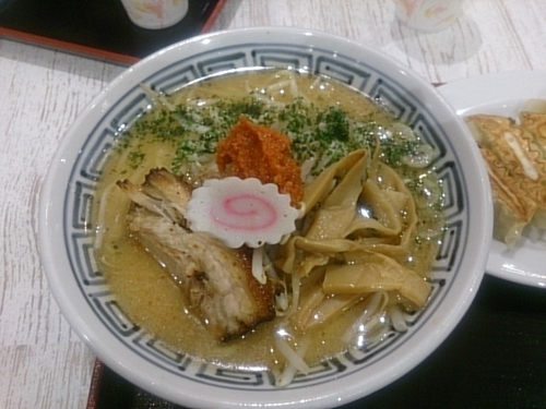 「辛し味噌ラーメン」@ちゃーしゅうや武蔵 イオン南松本店の写真