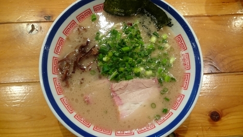 「ラーメン￥720+替玉(ﾁｹｯﾄ)」@博多長浜らーめん 田中商店の写真
