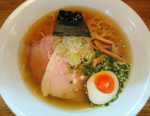 「魚出汁（塩）＋チャーシュー増し1枚」@青山清湯そば 青ノ樹の写真