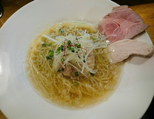 「背脂焼アゴ（焼アゴと鶏の清湯 「極 」背脂ver.）」@麺庵 小島流の写真