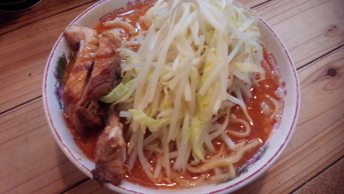 「小ラーメン（辛味噌)」@ラーメン神豚 関東学院前店の写真