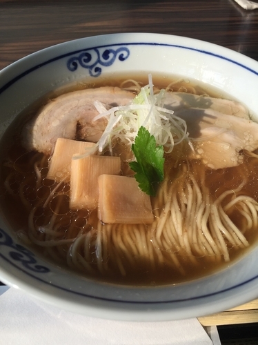 「鶏醤油中華そば 680円」@桜木製麺所の写真