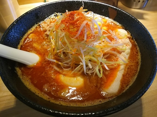 「辛みそとんこつ 赤みそ」@らーめん 月の兎影の写真