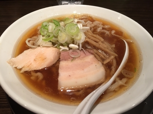 「醤油らーめん」@麺匠ぼんてんの写真