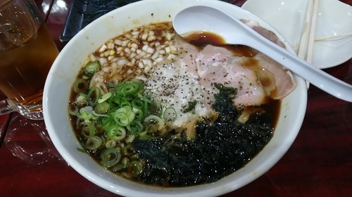 「燕三条系背脂そば(大盛り)」@麺鶏 宮崎郷土料理どぎゃん 立売堀店の写真