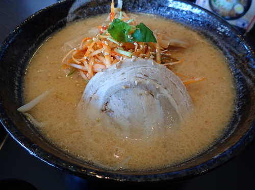 「辛味噌ラーメン」@もちもちの木 白石蔵王店の写真