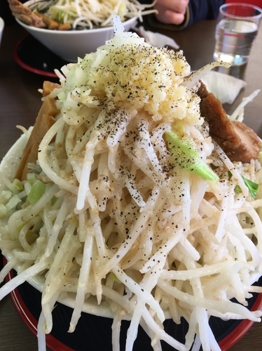 「黒マー油混ぜそば野菜ニンニクマヨネーズ」@麺屋 元の写真