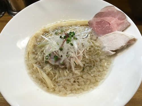 「焼きアゴと鶏の清湯 「極 」背脂ver. 900円」@麺庵 小島流の写真