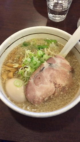 「こってりしょうゆらーめん＋味玉」@麺屋 旬の写真