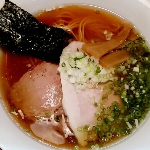 「支那そば　７００円＋チャーシュー増し１枚」@青山清湯そば 青ノ樹の写真