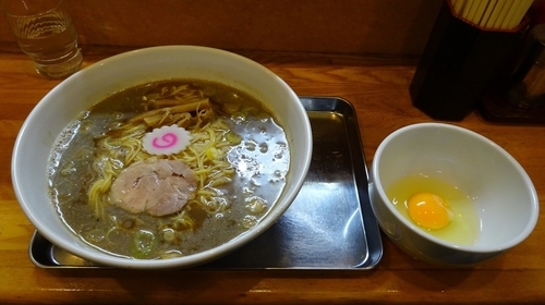 「中華麺（780円）＋生玉子（50円）」@飛田給 大勝軒の写真