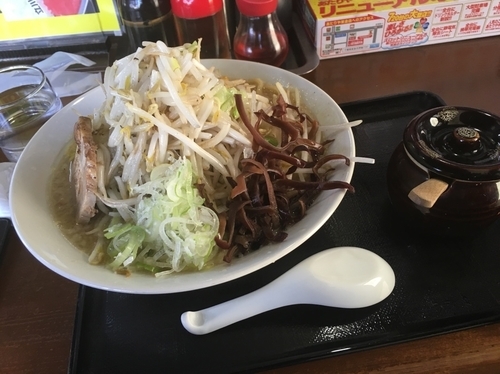 「塩ラーメン（大盛）野菜増し」@麺家 異造の写真