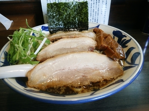 「醤油ラーメン　大盛り　850円」@ラーメンつけ麺 奔放の写真
