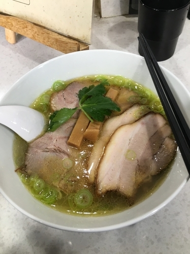 「塩チャーシューラーメン」@ラーメン星印の写真