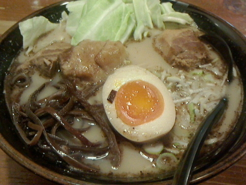 「たーこー麺、大盛り」@火の国らーめん てっぺん 市ヶ谷店の写真