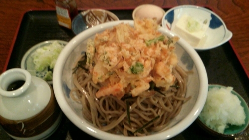 「ぶっかけかき揚げそば　850円」@車大八の写真