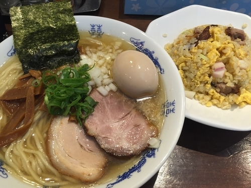 「中華そば(塩)¥750＋味玉¥100＋チャーハン¥400」@中華そば 飯村製作所の写真