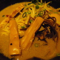 濃厚豚骨らぁめん