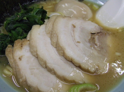 「スペシャルラーメン ８５０円」@ラーメン三國家 関内店の写真