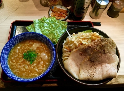 「背脂つけ麺【月一限定】 小結 850円+特製トッピング」@らー麺土俵 鶴嶺峰の写真