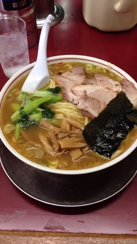 「ラーメン 710円」@手打らーめん 勝龍の写真